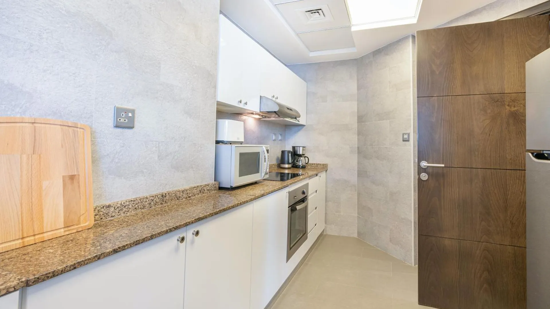 Cozy Home At The Heart Of Marina On 52Nd Floor Dubai Apartment
